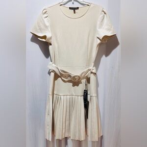 Elizabeth & Nicole New York Women’s Mini Pleated Cream Dress - Size M